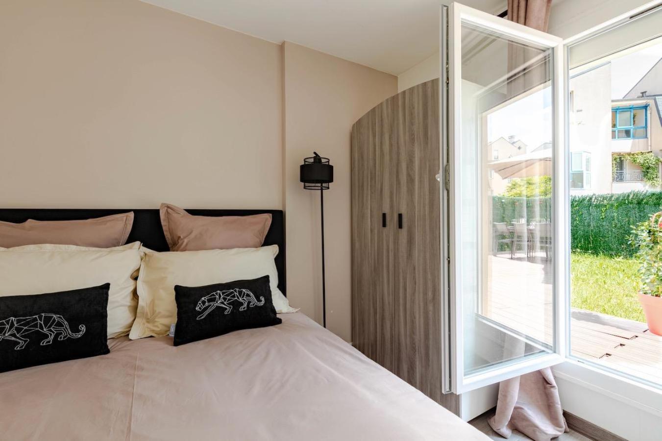 Charmant Refuge Avec Jardin, A 6 Minutes A Pied Du Metro Creteil L Echat-Lovely Retreat With Garden, Located A 6-Minute Walk From Creteil L Echat Metro Station Exterior foto